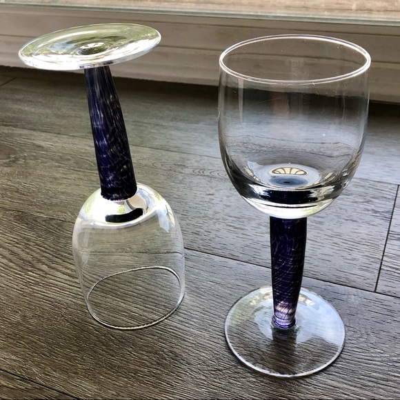 Clear Wine Glasses / Goblets with Purple Stems - Picture 3 of 8